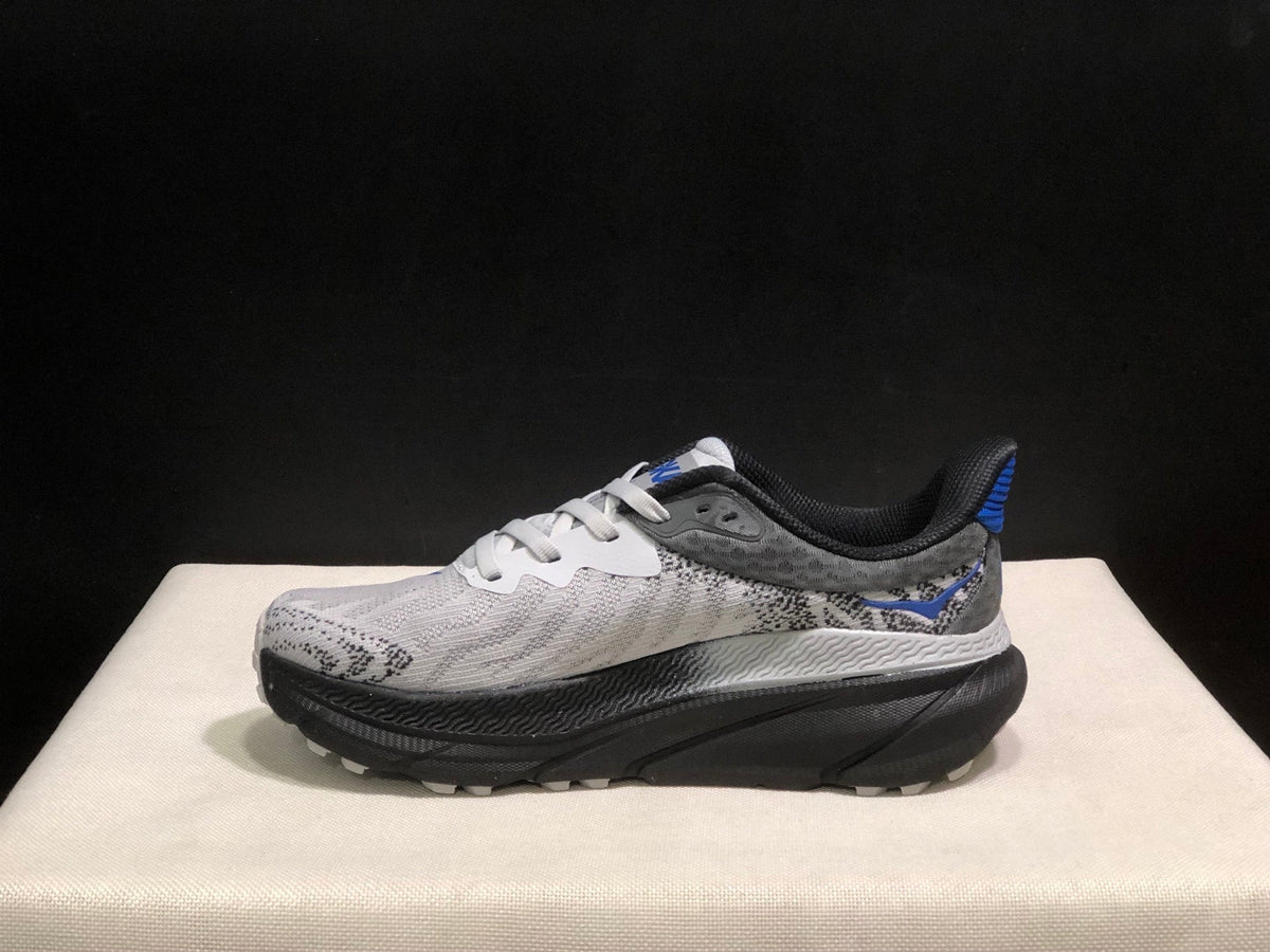 HOKA ONE ONE Challenger 7